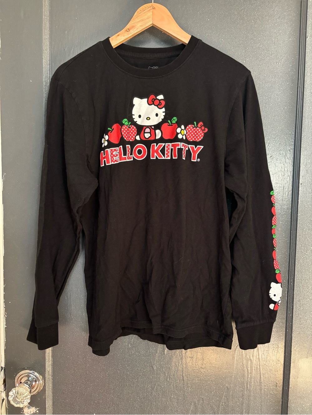 Hello Kitty Black Long-Sleeve Tee with Red Apple & White Kitty